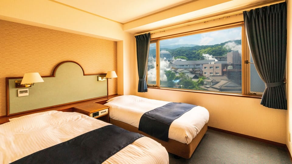 Standard Twin Room with Bath (Yukemuri View), Non-Smoking | WiFi (free)