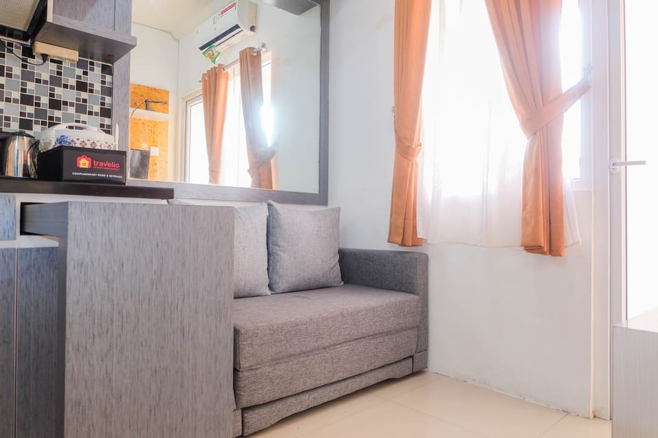 Room | Living room | TV