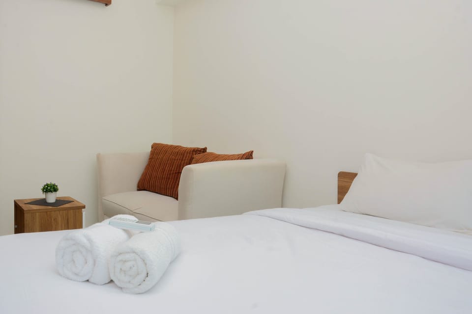 Room | Free WiFi, bed sheets