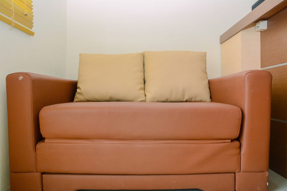 Room | Living room | TV