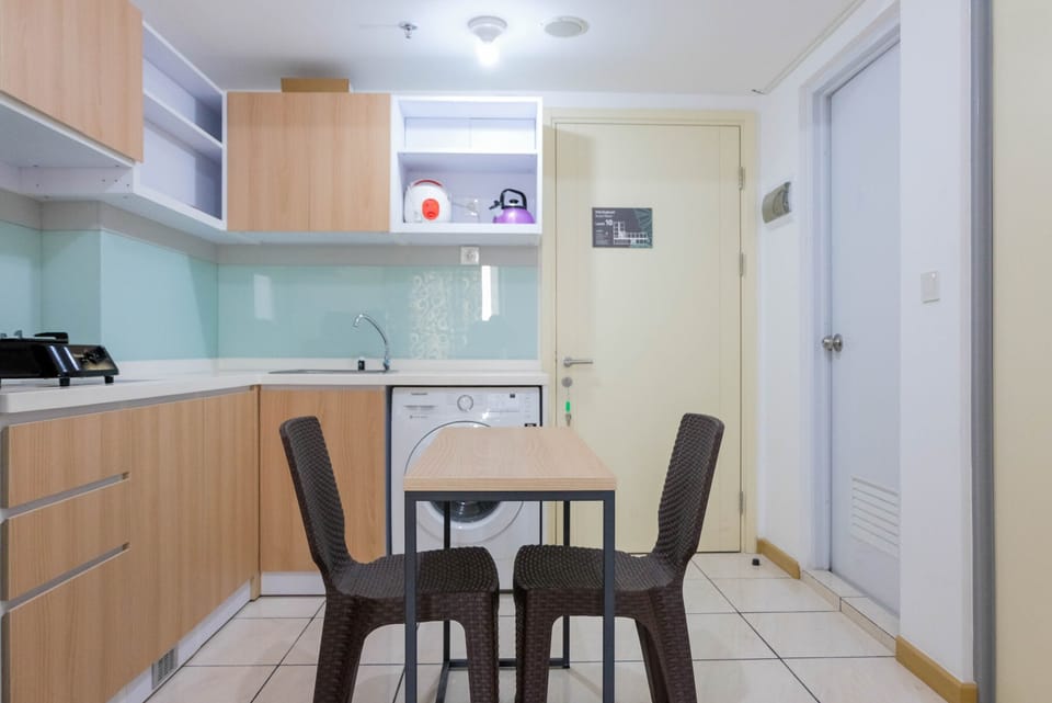 Room | In-room dining