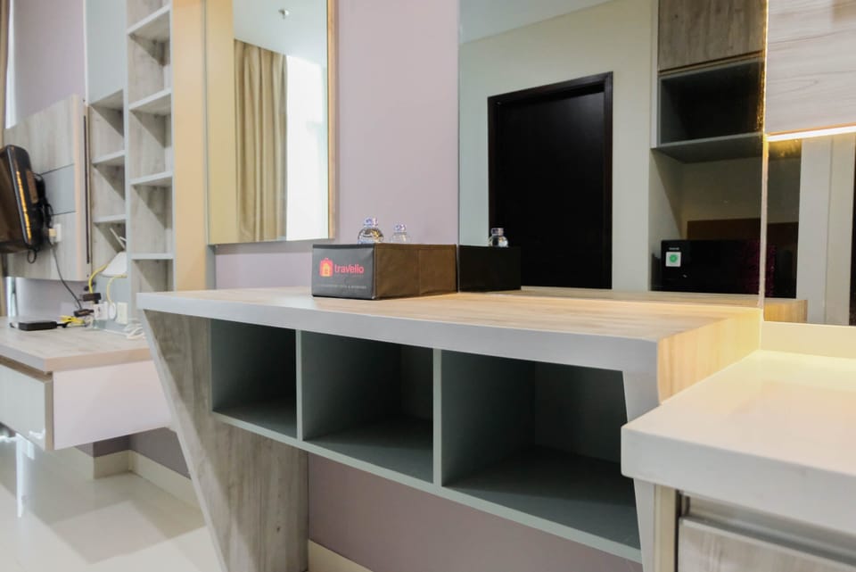 Room | Living room | TV