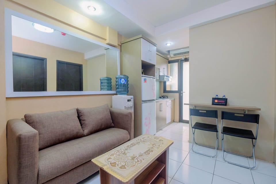 Room | Living area | TV