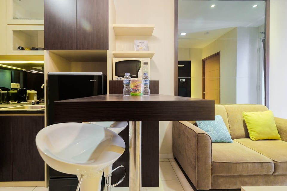 Room | Living area | TV
