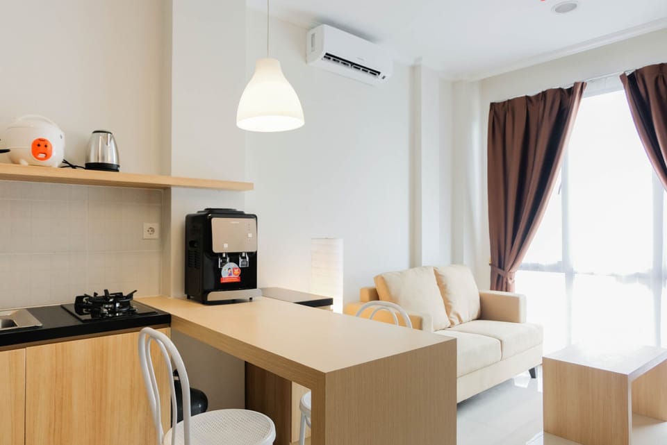 Room | Living area | TV