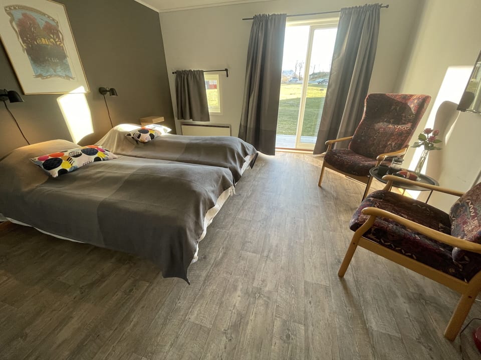 Basic Double Room | Free WiFi, bed sheets