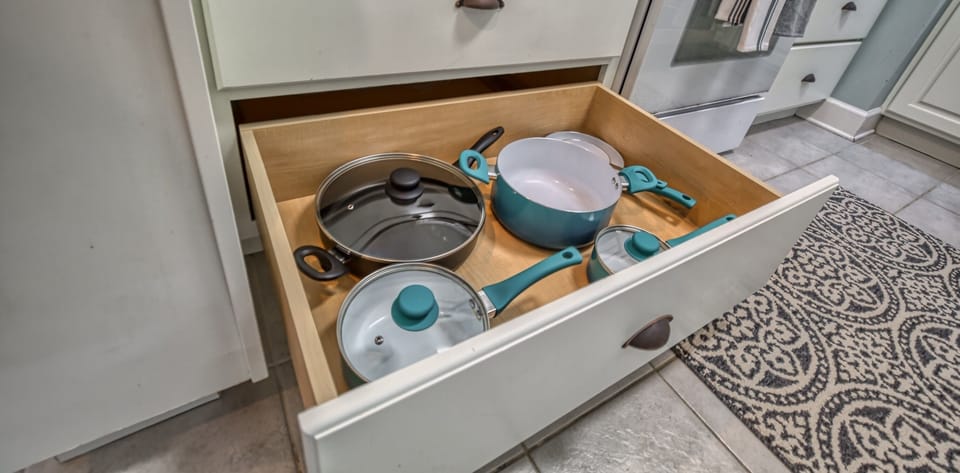 All the things you'll need to cook your meals with the comfort & feel of home