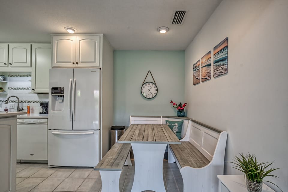 Cozy dining area in case you don't want to eat out for every meal