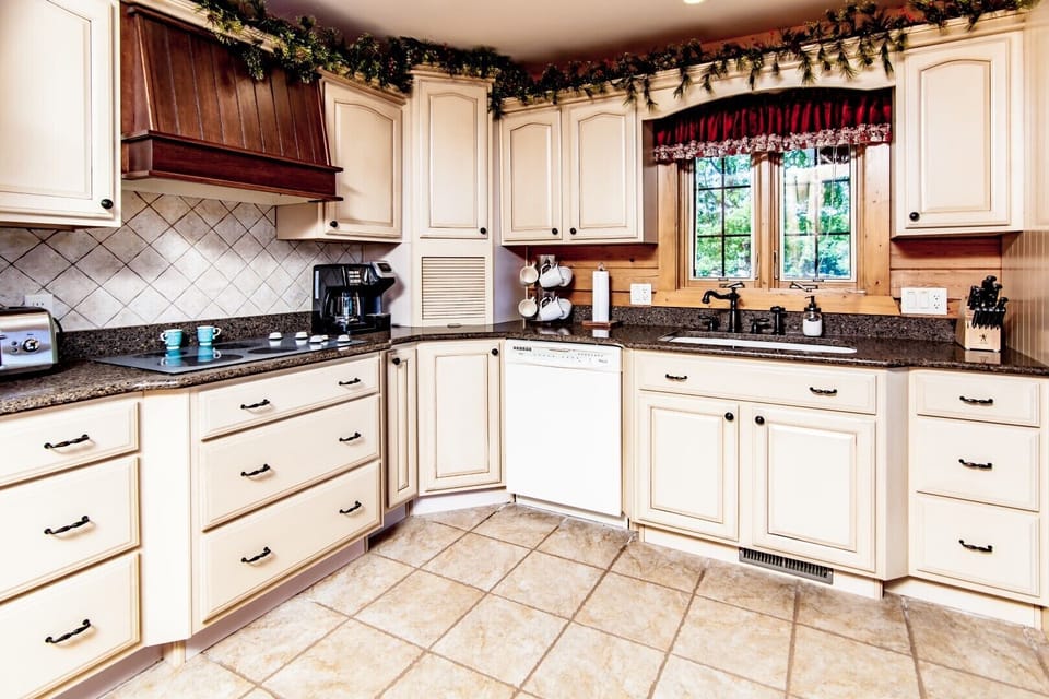 Full custom kitchen with everything you need for your perfect vacation.