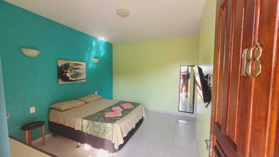 Minibar, desk, laptop workspace, free WiFi