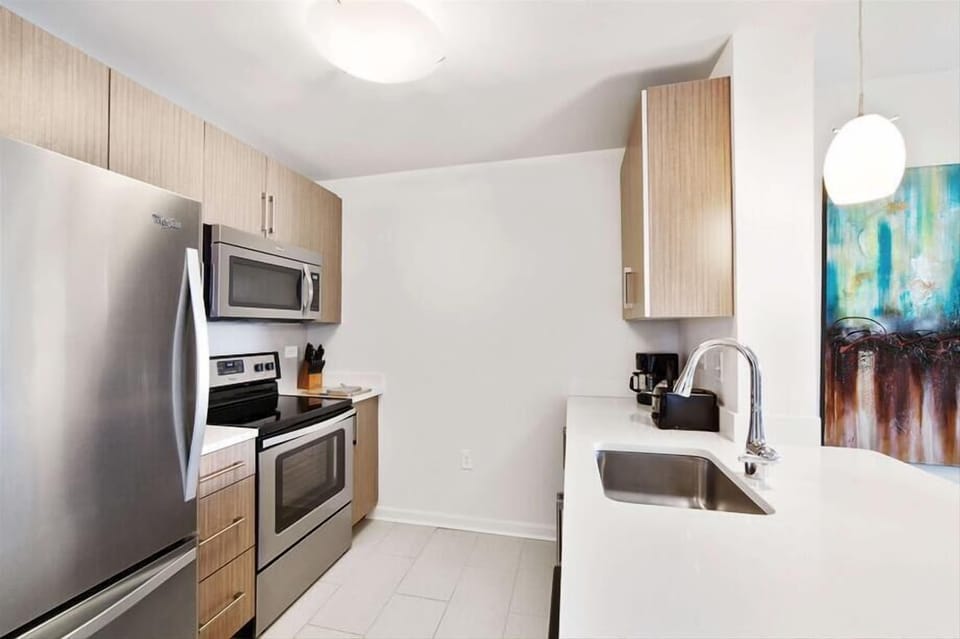 Jersey City 1 Bedroom Kitchen