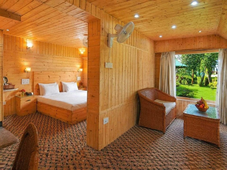 Family Room, 1 Bedroom, Garden View | In-room safe, desk, soundproofing, iron/ironing board