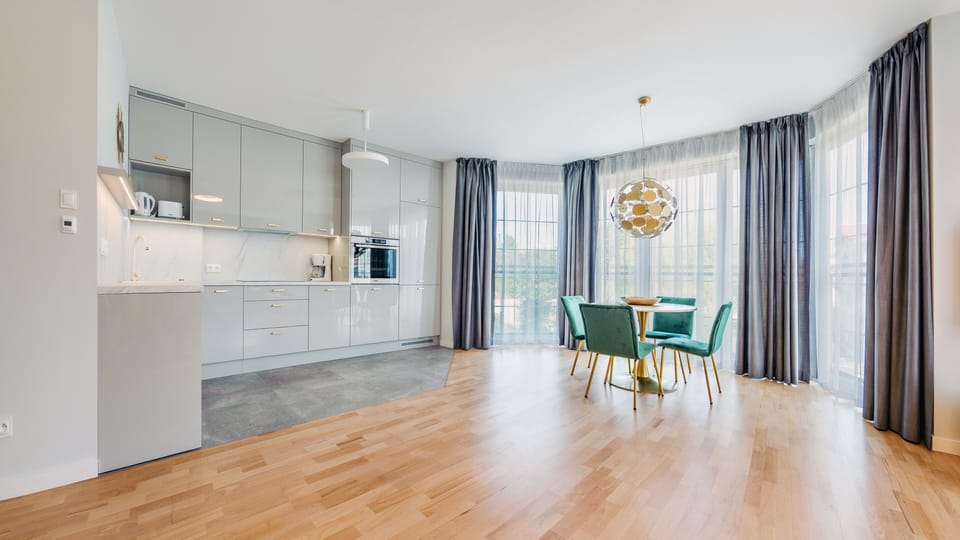 Apartment (12) | 1 bedroom, laptop workspace, iron/ironing board, free WiFi