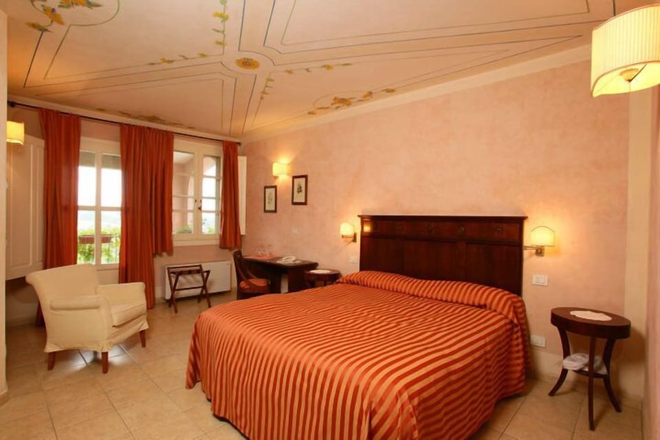 Superior Room | Egyptian cotton sheets, premium bedding, down comforters