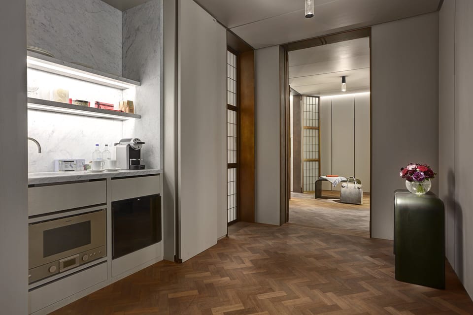 1 bedroom, Egyptian cotton sheets, premium bedding, minibar
