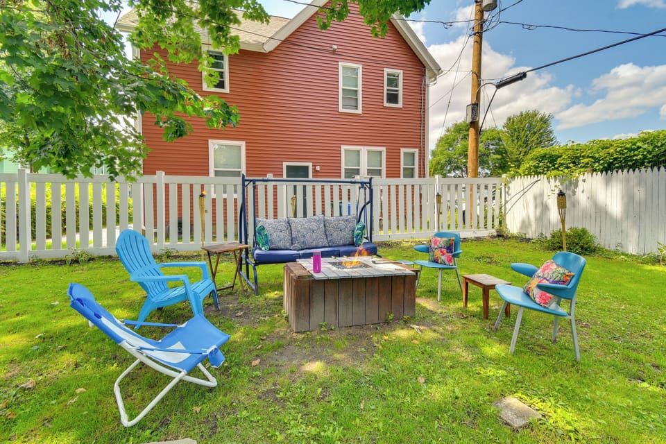 Yard | Fire Pit