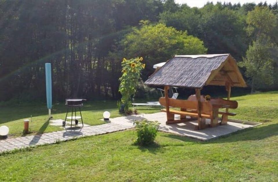 BBQ/picnic area