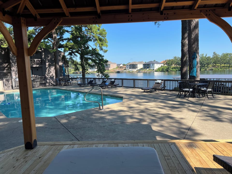 Lakefront pool!