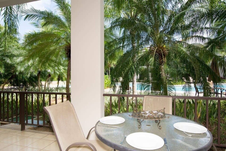 Exterior Dining Area