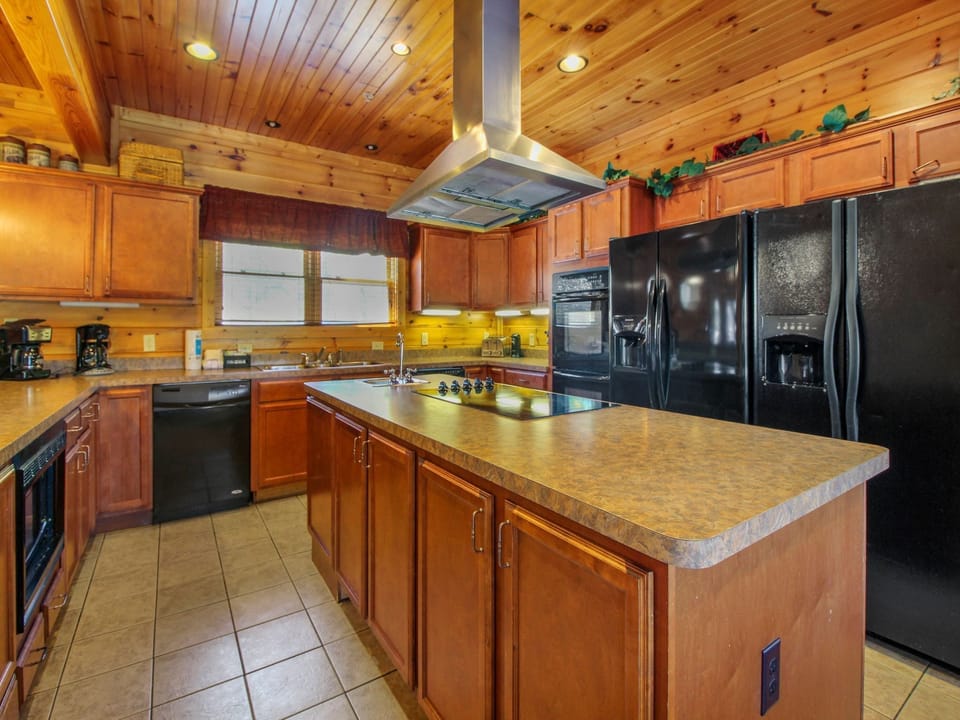 Studio (Multiple Bedrooms) | Property amenity