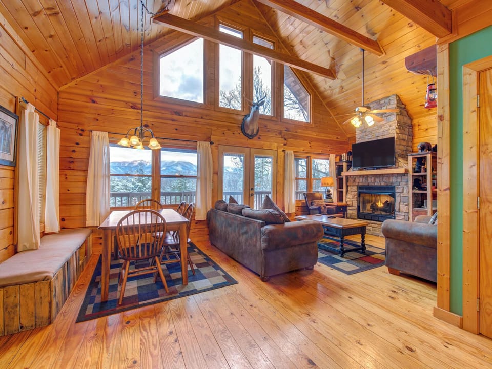 Studio (2 Bedrooms) | Property amenity