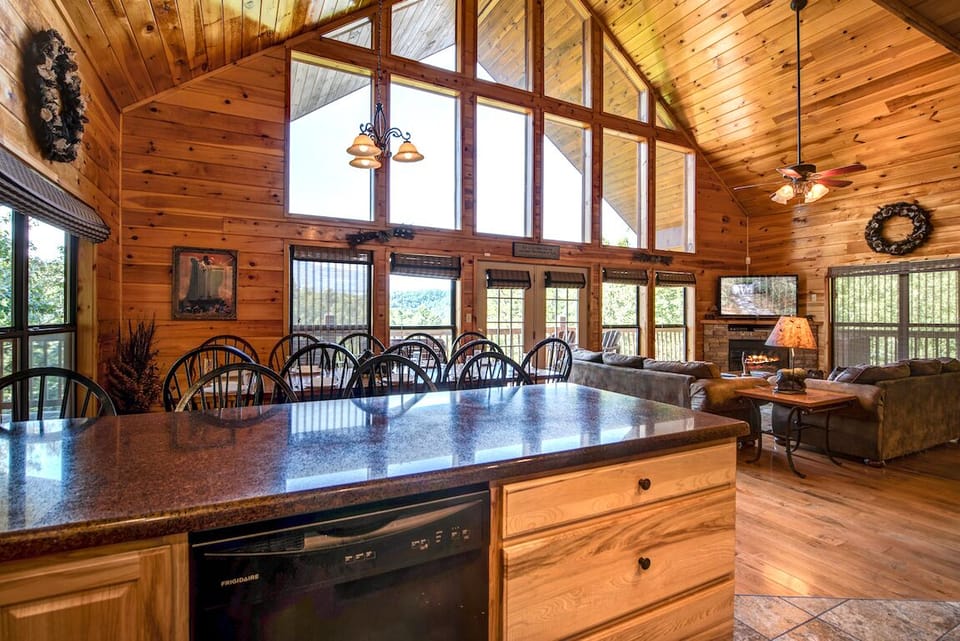 Studio (4 Bedrooms) | Property amenity