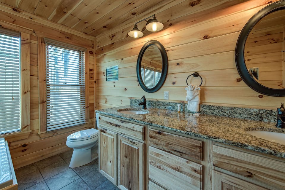 Rocky Top Lookout by Jackson Mountain Rentals House in Gatlinburg
