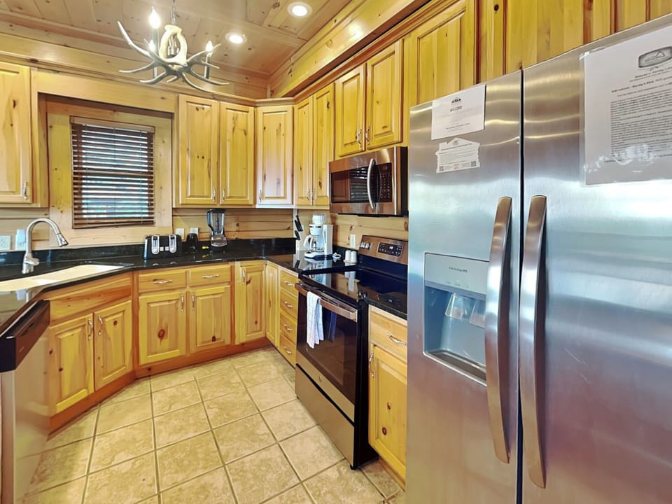 Studio (5 Bedrooms) | Property amenity