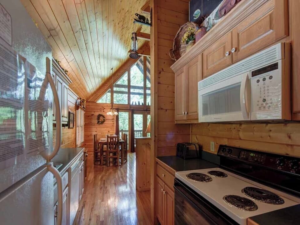 Studio (2 Bedrooms) | Property amenity