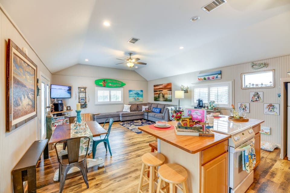 Interior | Open Floor Plan | Free WiFi | 2nd Floor