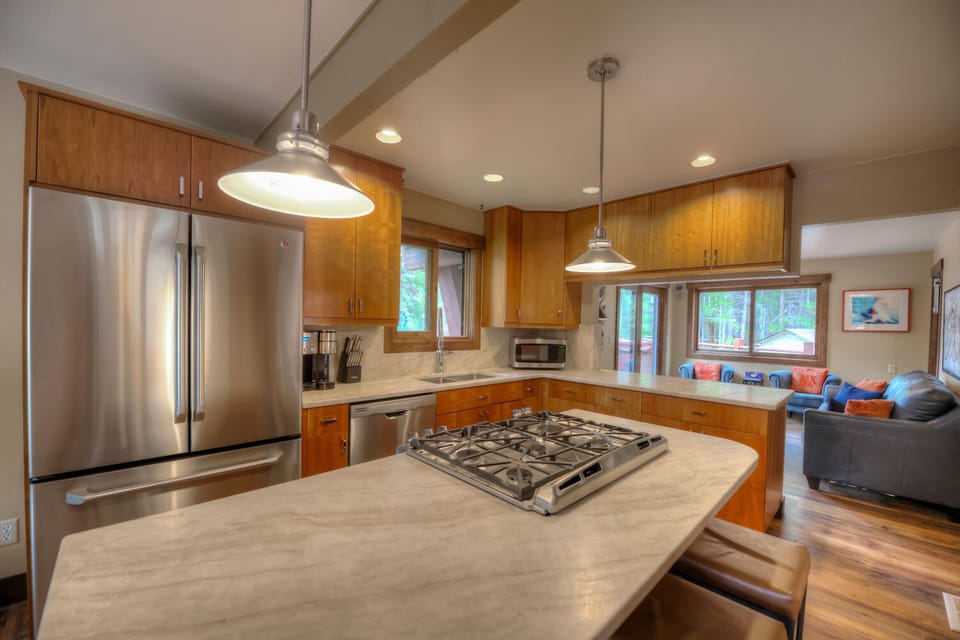 new quartz counters and stainless appliances
