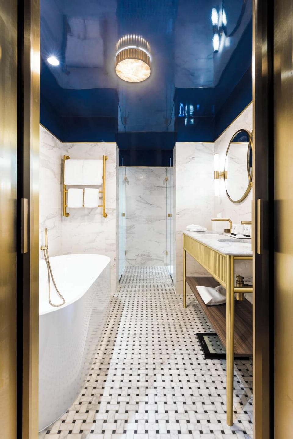 Executive and Junior Suite Connecting room | Egyptian cotton sheets, premium bedding, minibar, in-room safe