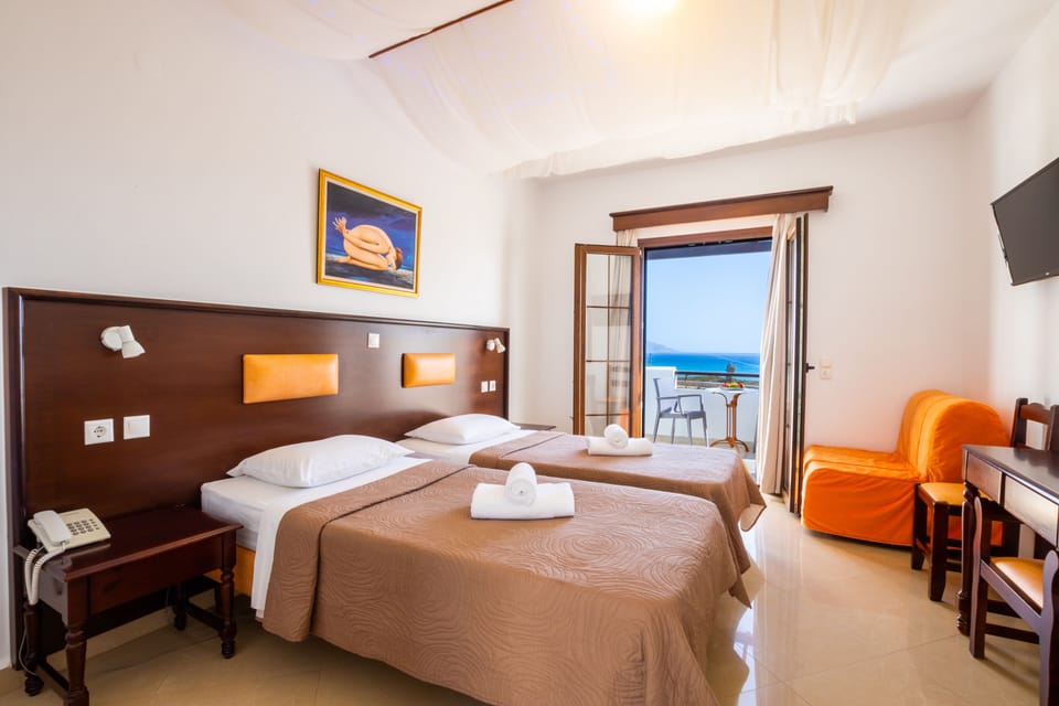 Standard Room, Sea View | In-room safe, soundproofing, free WiFi, bed sheets