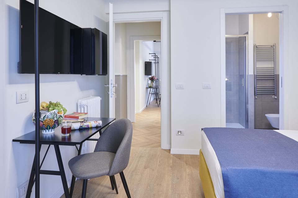 Deluxe Room | Soundproofing, free WiFi, bed sheets