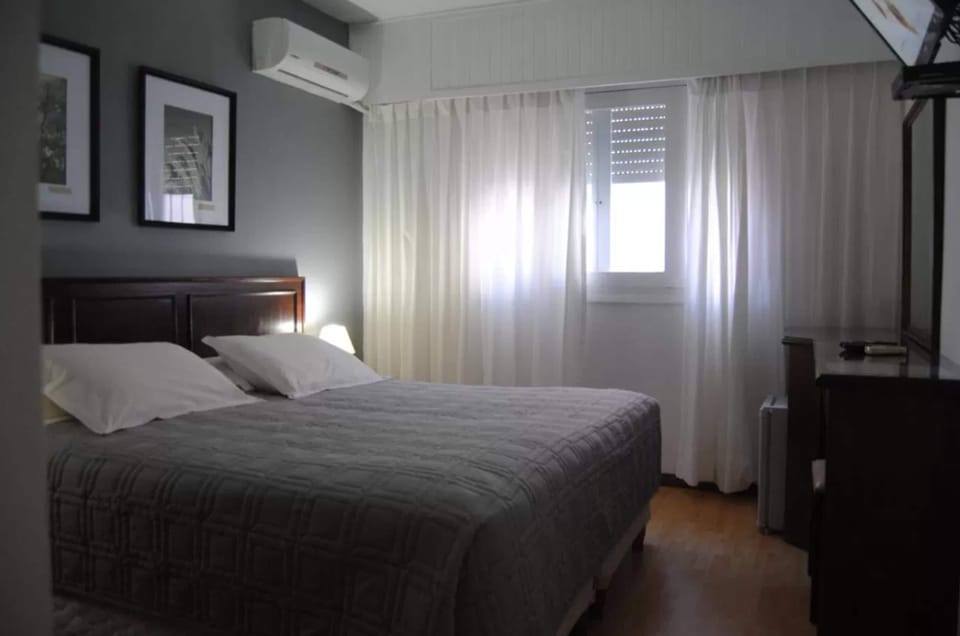 Standard Room | In-room safe, blackout drapes, WiFi (free), individually decorated