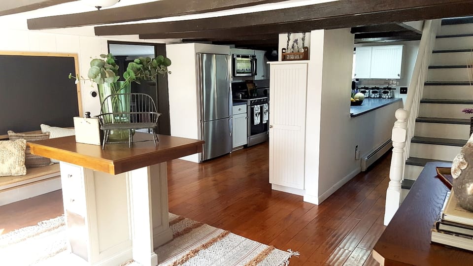 View of the Entry Room from the Front Door