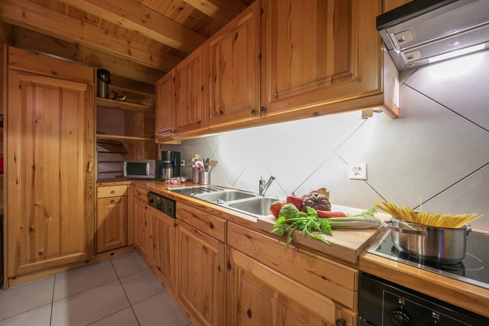 Chalet (4 Bedrooms) | Floor plan