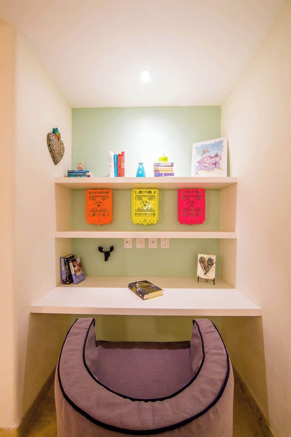 Work hard, relax harder – your vacation office awaits

