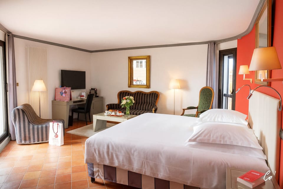 Deluxe Room | Premium bedding, minibar, in-room safe, desk