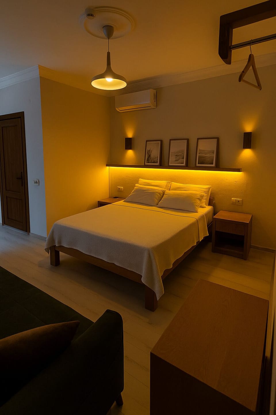 Desk, bed sheets