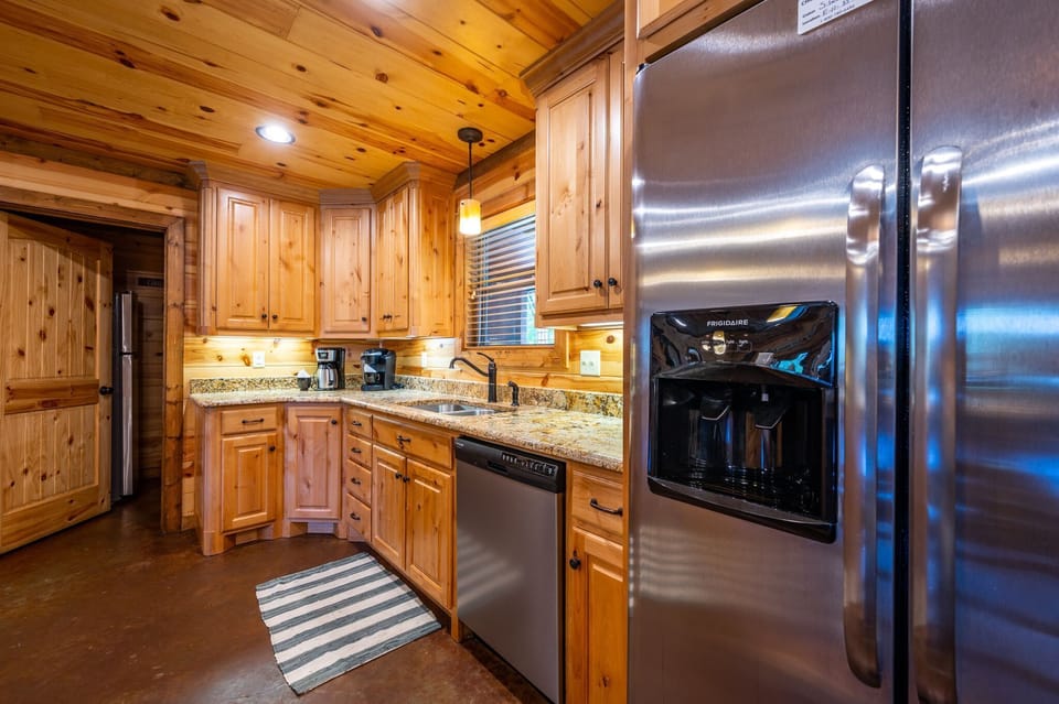 Kitchen 2