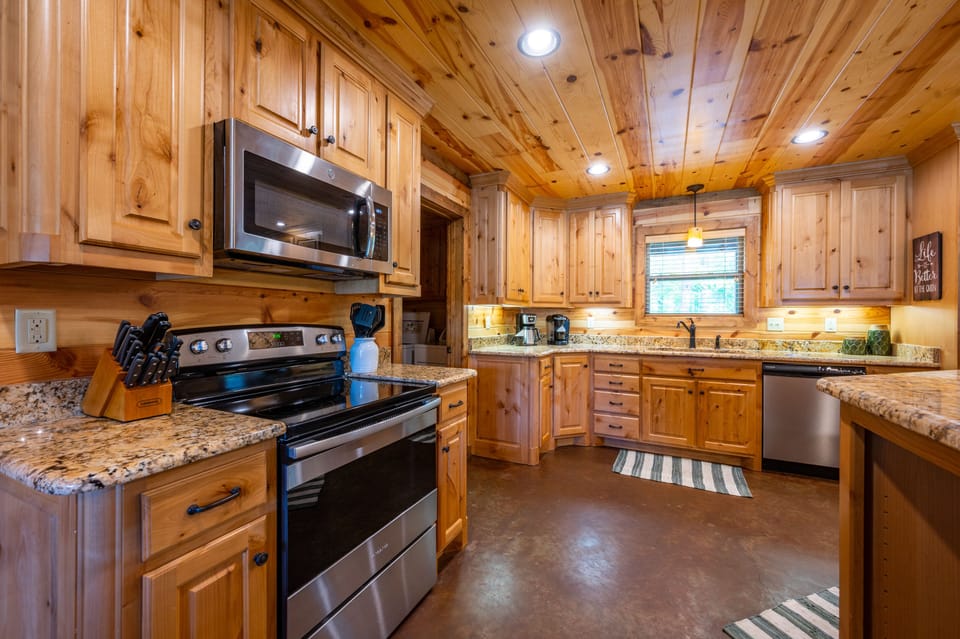 Kitchen 1