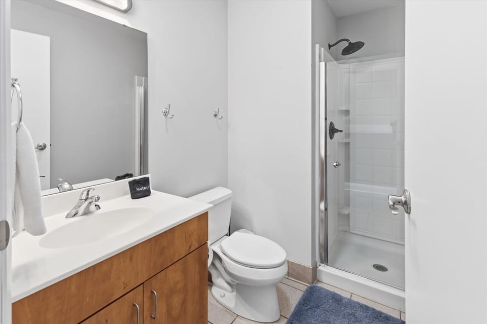 Hall Bathroom