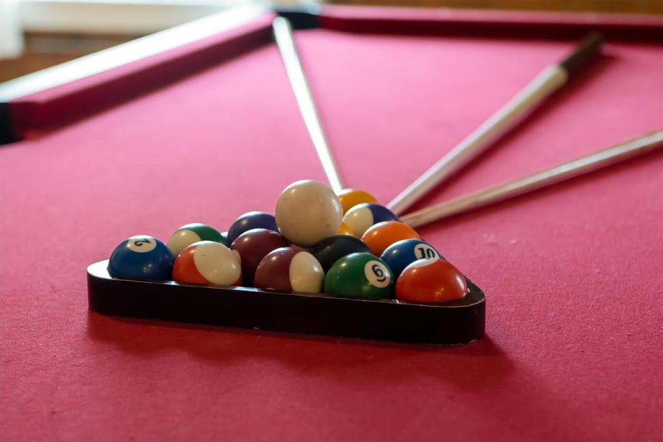 Pool table