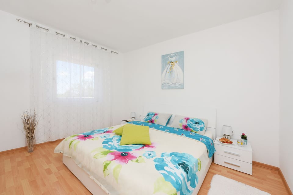 Villa, 3 Bedrooms, Private Pool, Mountain View | 3 bedrooms, bed sheets