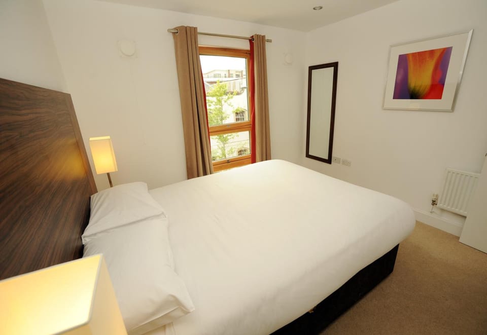 Hypo-allergenic bedding, pillowtop beds, in-room safe