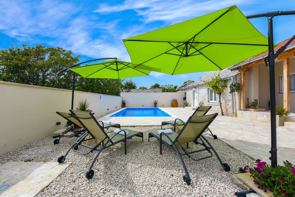 Villa, 2 Bedrooms, Smoking, Private Pool | Balcony