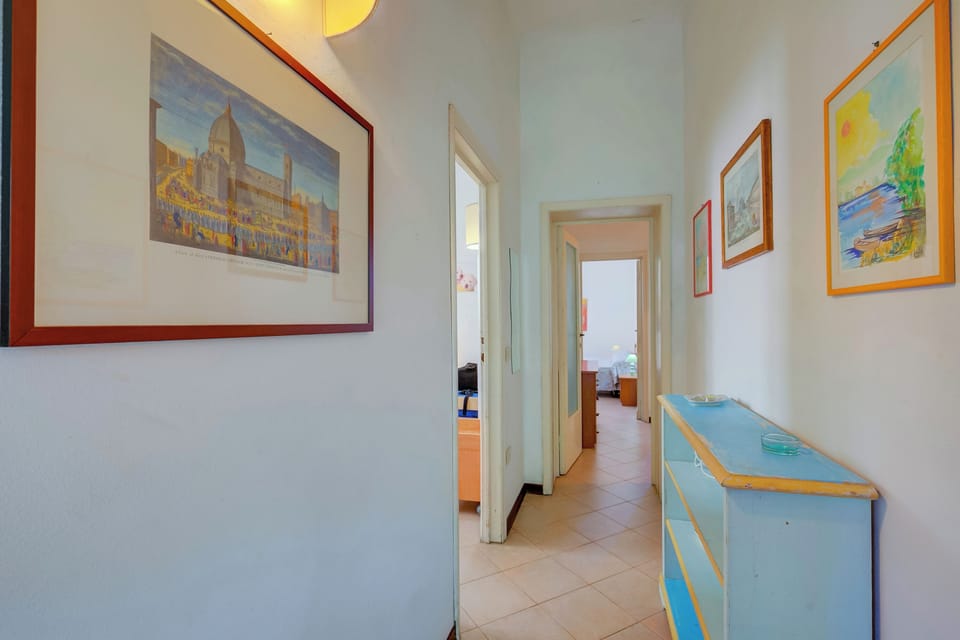 Family Apartment, 3 Bedrooms, 2 Bathrooms, Sea Facing (La Fresia - Focette 100m from sea) | Interior