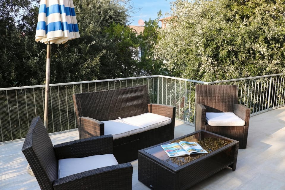 Family Apartment, 3 Bedrooms, Terrace, Sea Facing (La Rosa - Focette 100m from sea) | Terrace/patio
