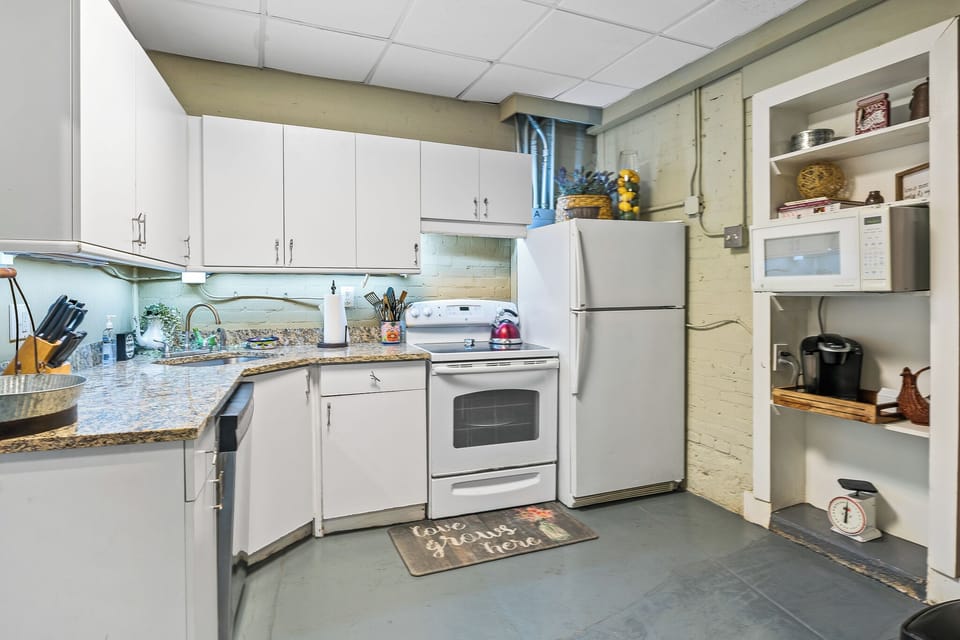 Kitchen 1st floor